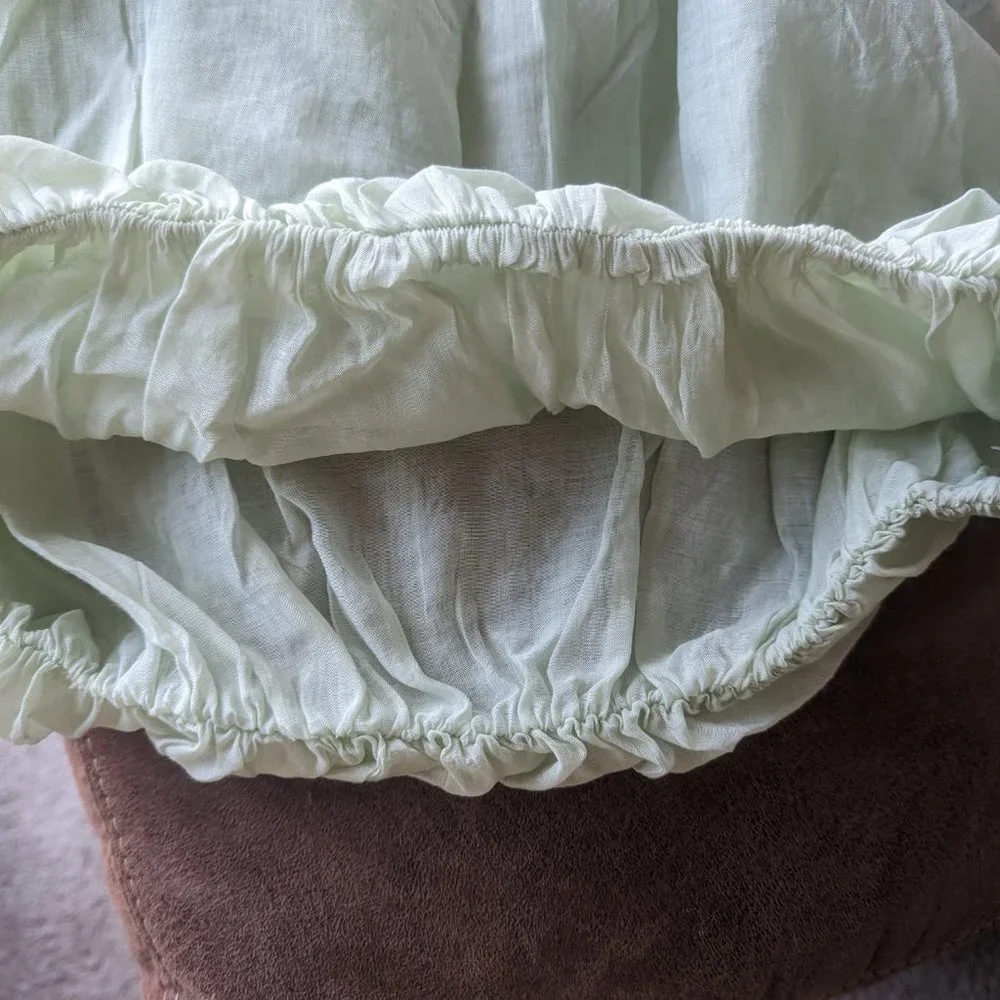 NWT Emory Puff Sleeve Bubble Crop Top, Size Medium, Sage Green - Picture 9 of 16